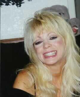 Goldie Hawn look-alike