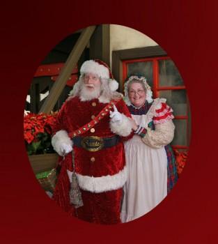 Santa Joe Leavitt & Mrs. Claus
