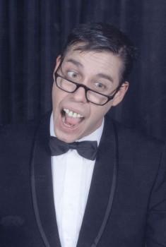 Jerry Lewis look-alike