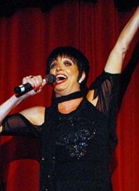 Liza Minnelli impersonator